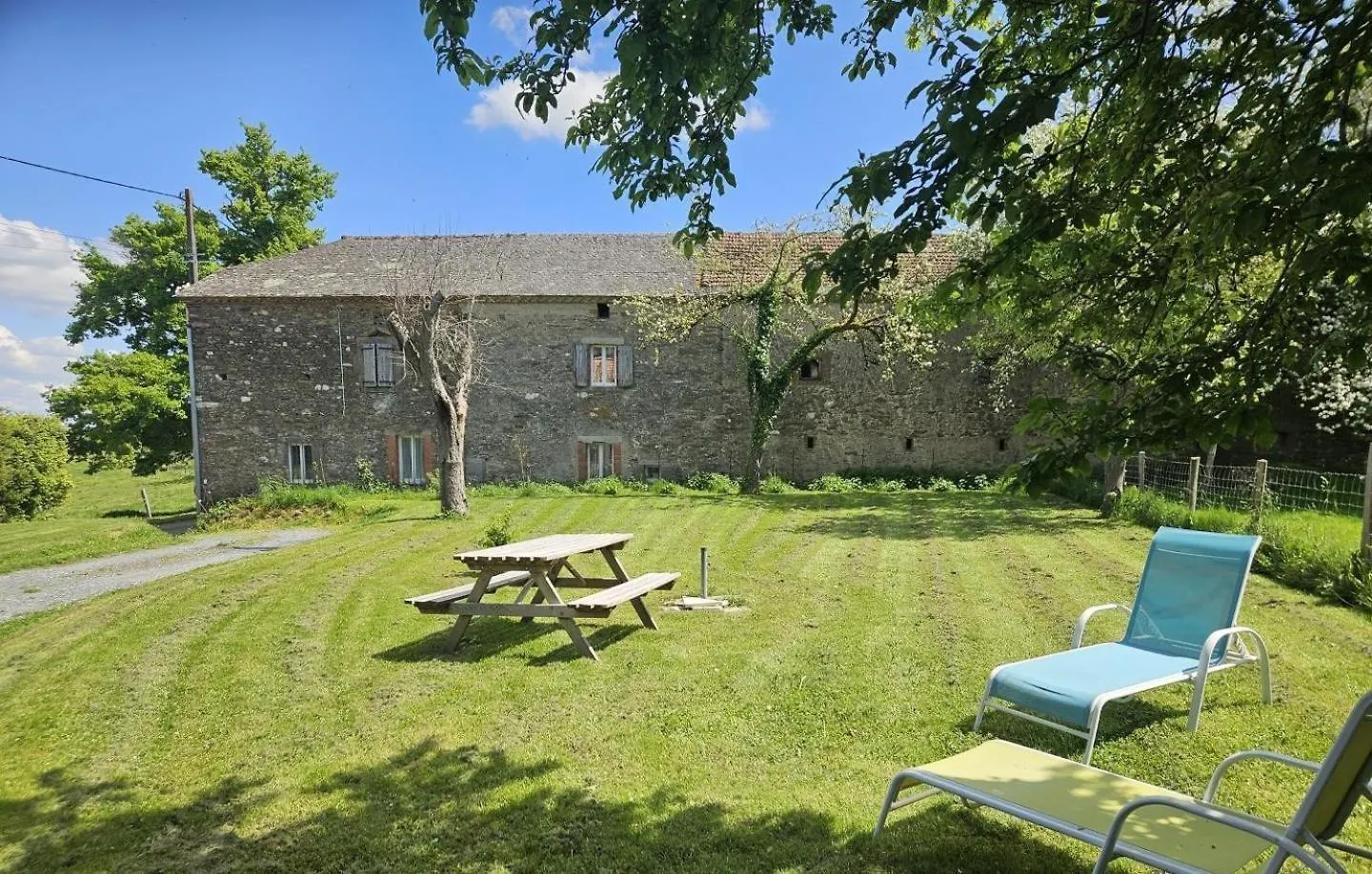 Villa Au Pre De Camille Saint-Julien-Gaulene 0*,